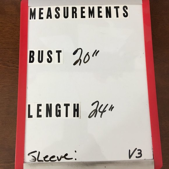 Savvy Chillin’ With My Peeps Gray Large T shirt Marshmallow Candies Easter - Picture 5 of 5